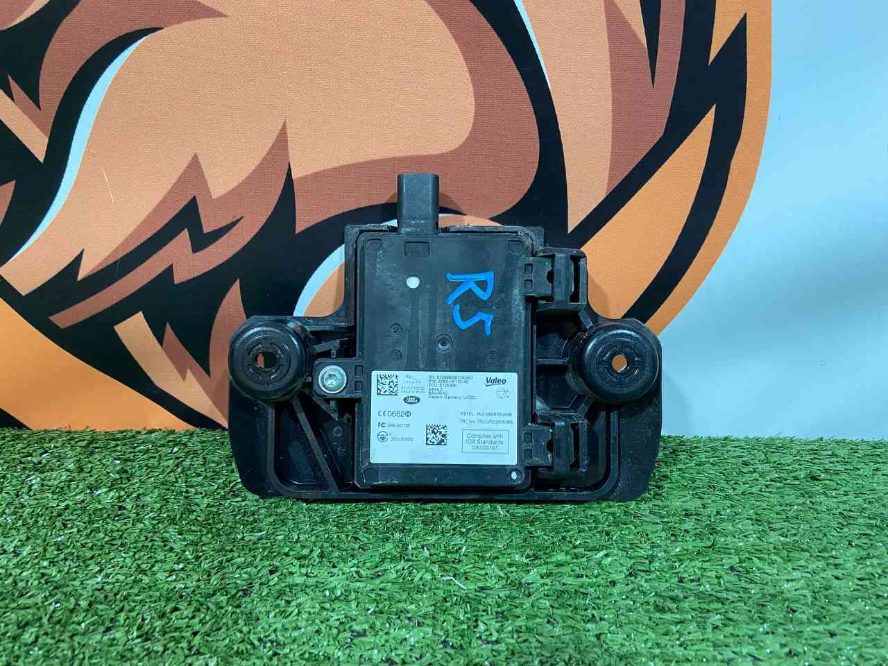 T4A28460 Blind spot sensor Jaguar F-Pace X761 (2017-) Used - Image 18