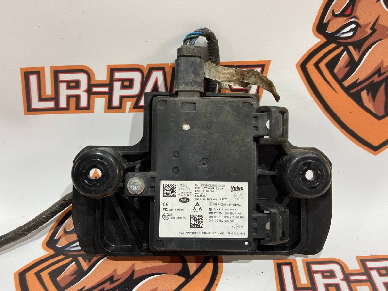 T4A28460 Blind spot sensor Jaguar F-Pace X761 (2017-) Used cost 300 € in stock 2 pcs.