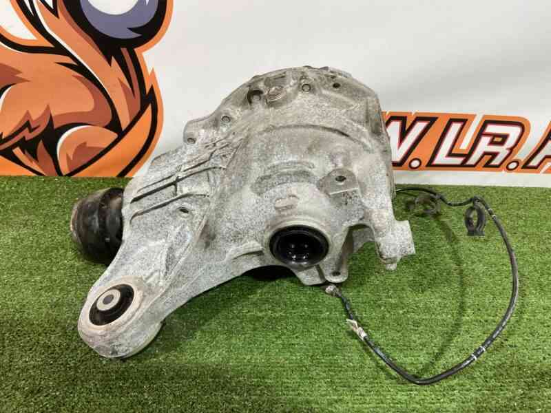 T4A28738 Rear differential Jaguar F-Pace X761 (2017-) used cost 420 € in stock 2 pcs.