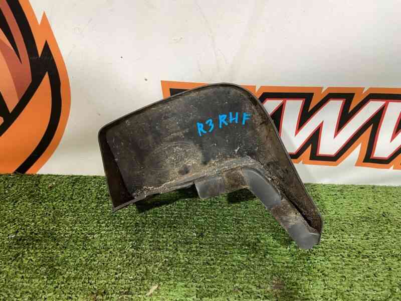 VPLYP0318 Front mudguards set Range Rover Velar L560 (2018-) used cost 45 € in stock 2 pcs.