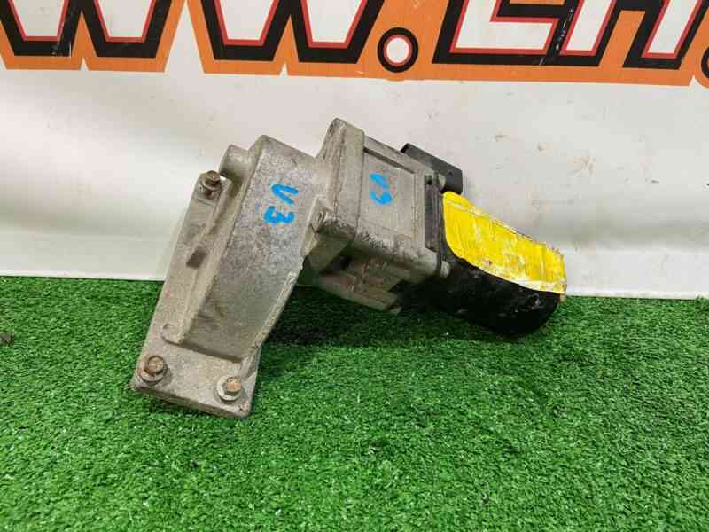 LR041966 Rear differential lock motor Range Rover Sport L494 (2014-2022) Used cost 350 € in stock 4 pcs.