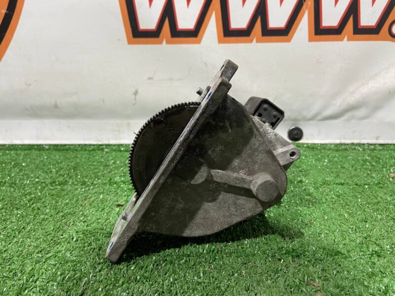 LR041966 Rear differential lock motor Range Rover Sport L494 (2014-2022) Used cost 350 € in stock 4 pcs.