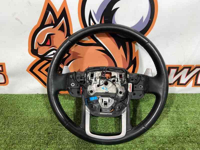 LR043067 Steering wheel under AIR BAG with heating Range Rover Velar L560 (2018-) USED cost 400 € in stock 2 pcs.