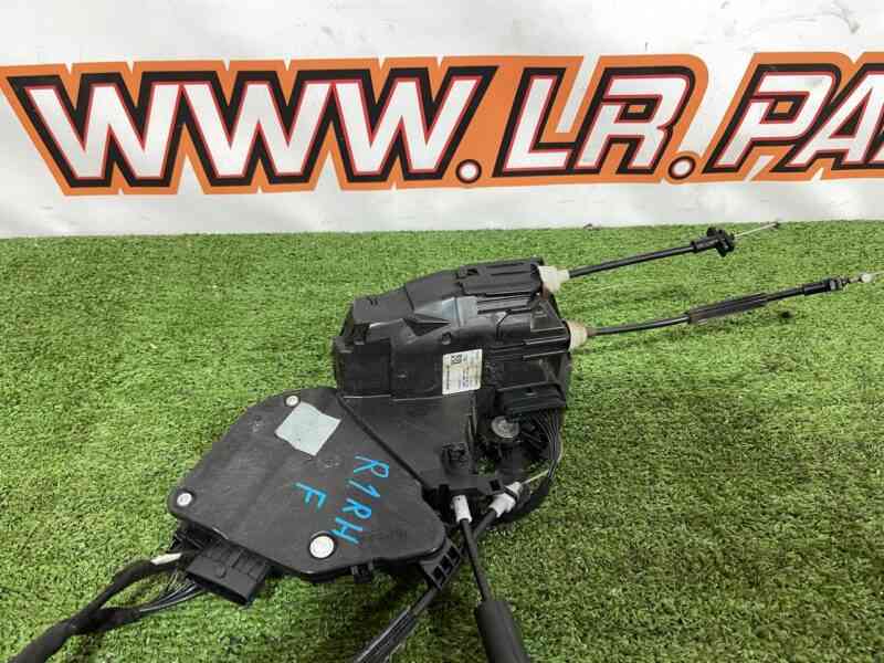 LR078720KIT Set of locks with pulls 2018- Range Rover Sport L494 (2014-2022) Used - Image 16