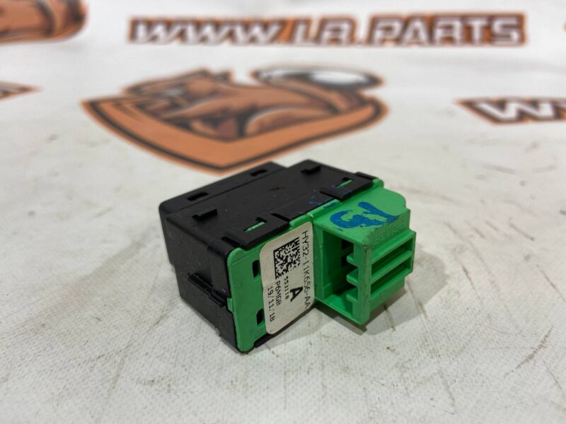 LR081346 Emergency button RANGE ROVER SPORT L494 13- Used cost 20 € in stock 3 pcs.