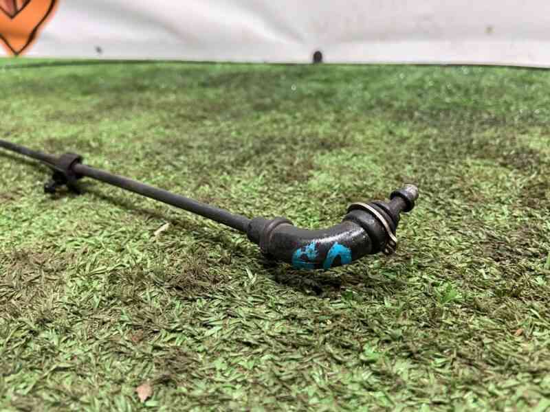 LR093230 Range Rover Velar L560 (2018-) Hood Cable Used cost 25 € in stock 2 pcs.