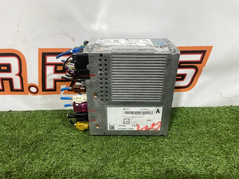 LR110217 Entertainment system control unit Range Rover Velar L560 (2018-) USED - Image 18