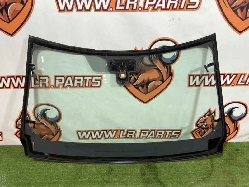 LR114259 Windshield Range Rover Velar L560 (2018-) Used cost 300 € in stock 2 pcs.