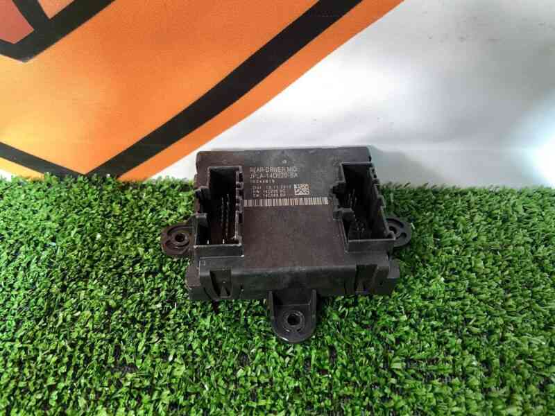 LR117891 Rear door comfort unit driver's side Range Rover Sport L494 (2014-2022) USED cost 50 € in stock 1 pcs.
