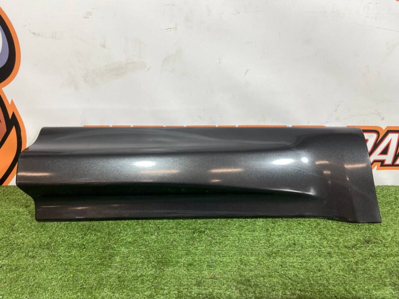 LR125992 Rear right door molding Range Rover Sport L494 (2014-2022) Used - Image 13