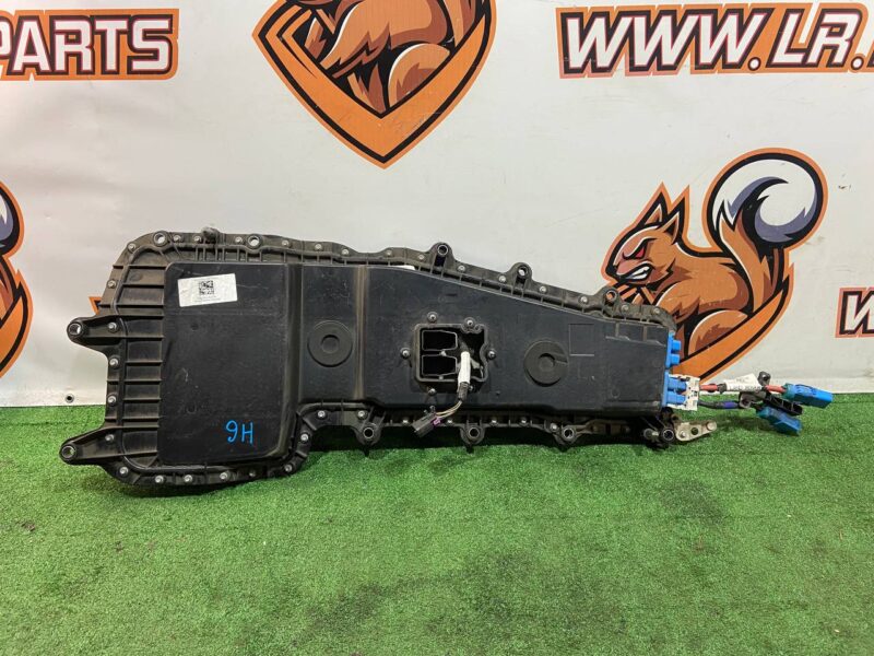LR131043 Voltage converter Land Rover Discovery Sport L550 (2015-) Used cost 600 € in stock 1 pcs.