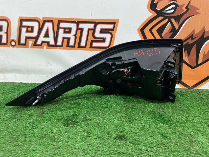 LR136853 Rear right light in the wing 2018- rest Range Rover Sport L494 (2014-2022) Used cost 450 € in stock 1 pcs.