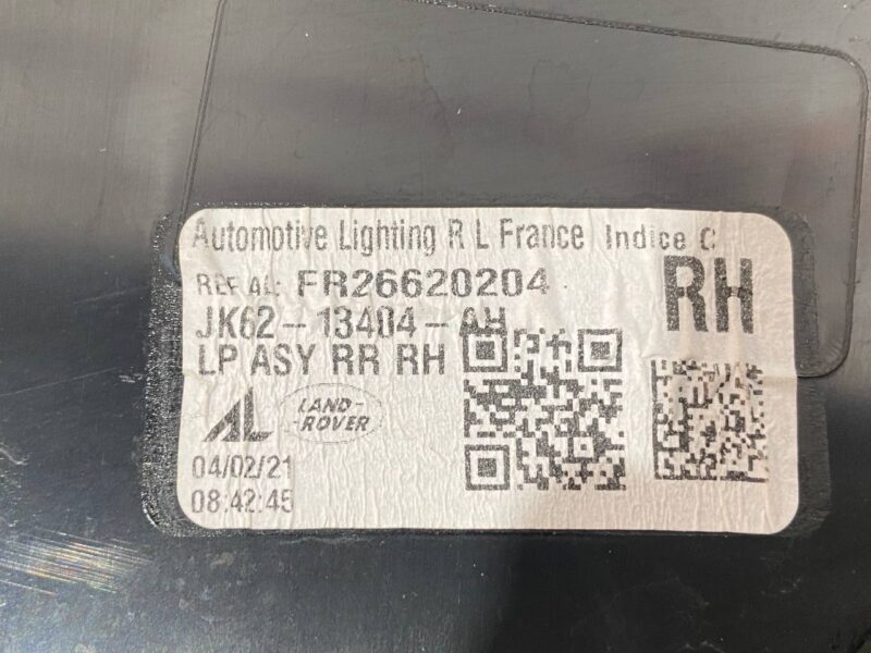 LR136853 Rear right light in the wing 2018- rest Range Rover Sport L494 (2014-2022) Used cost 450 € in stock 1 pcs.
