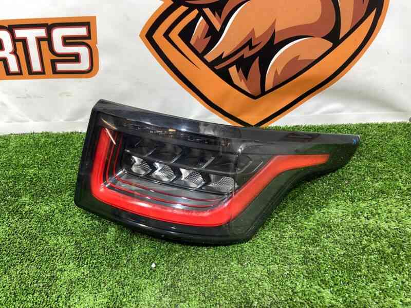 LR136853 Rear right light in the wing 2018- rest Range Rover Sport L494 (2014-2022) Used cost 450 € in stock 1 pcs.