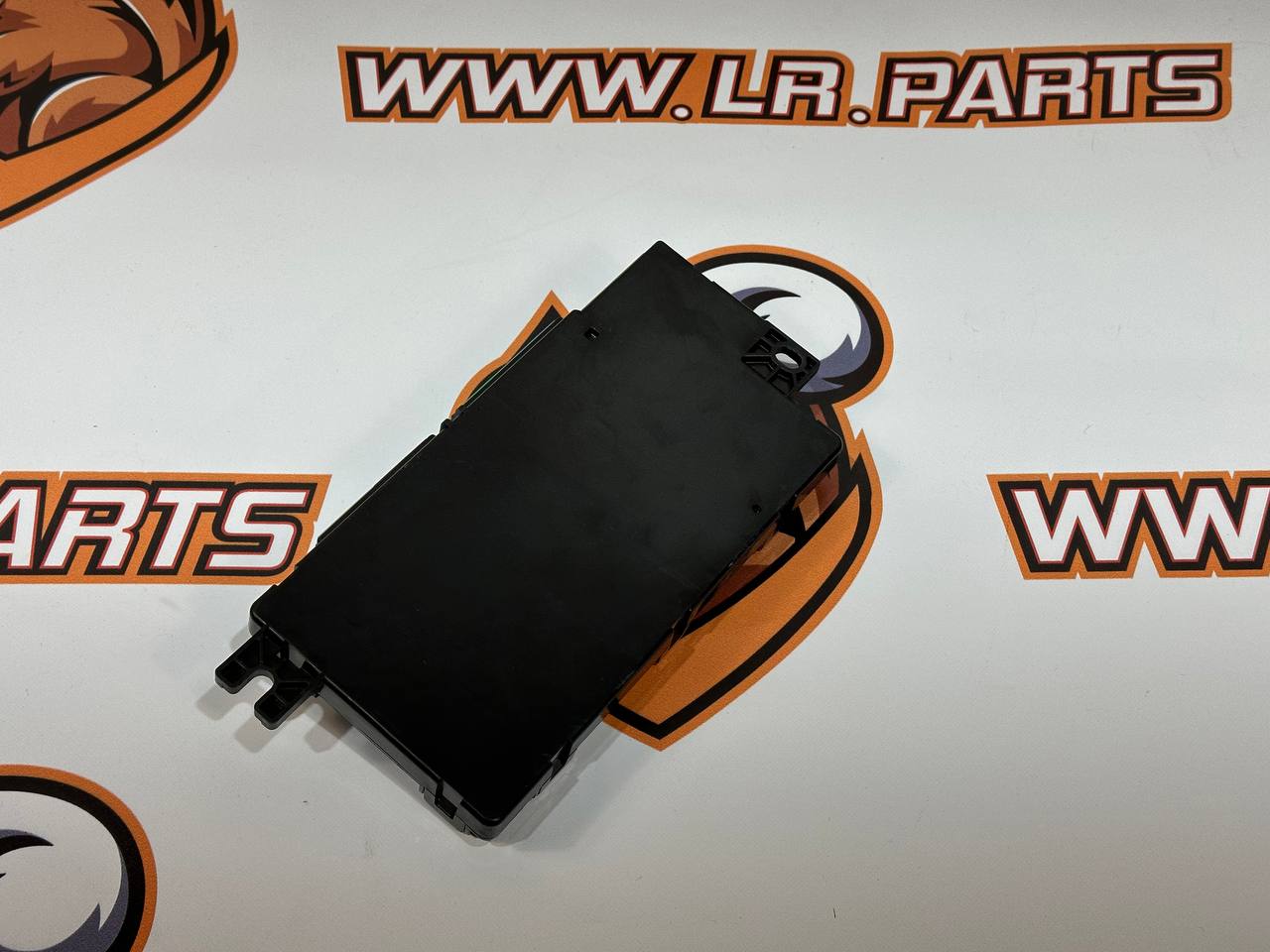 LR140851 Seat control unit Land Rover Discovery Sport L550 (2015-) used cost 150 € in stock 2 pcs.