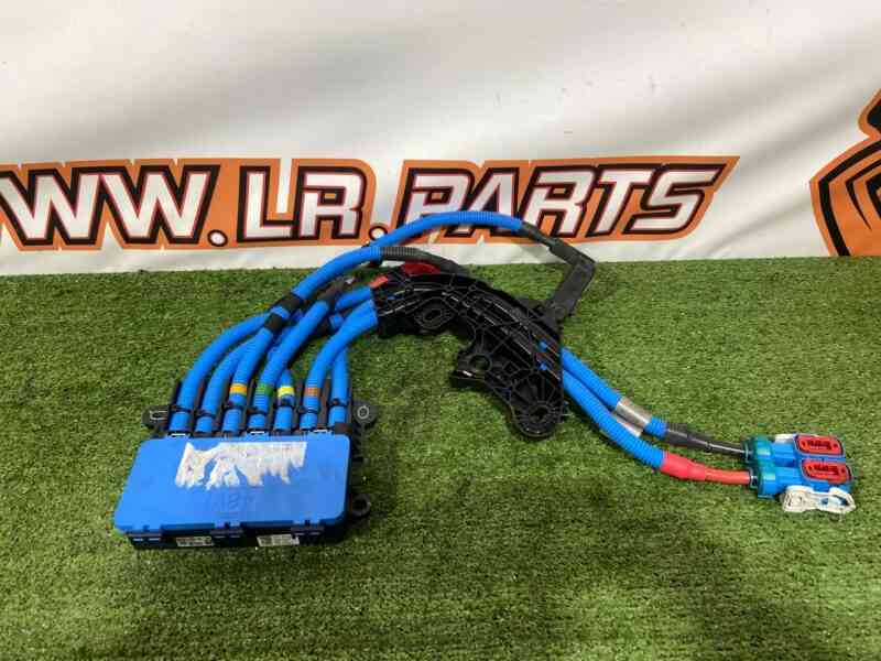 LR146089 Wiring from the battery to the converter Range Rover Velar L560 (2018-) Used cost 200 € in stock 3 pcs.
