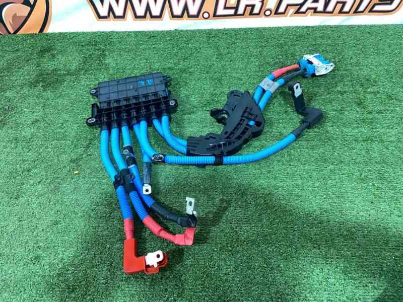 LR146089 Wiring from the battery to the converter Range Rover Velar L560 (2018-) Used cost 200 € in stock 3 pcs.