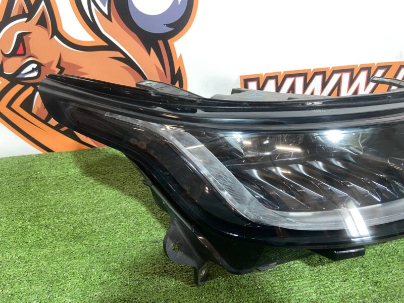 LR169895 Right restaling LED headlight Matrix 2018- Range Rover Sport L494 (2014-2022) Used - Image 25