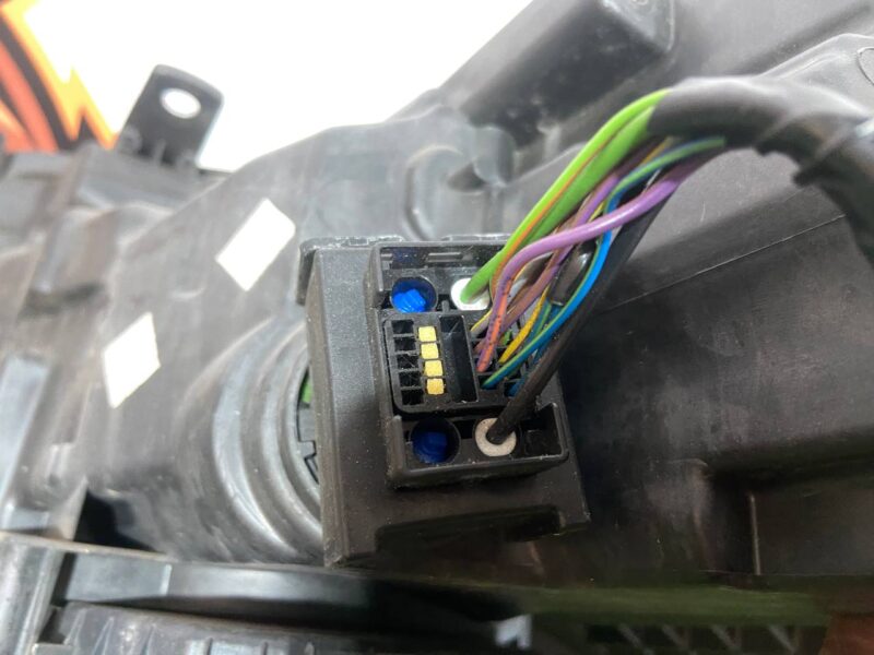 LR169895 Right restaling LED headlight Matrix 2018- Range Rover Sport L494 (2014-2022) Used - Image 28