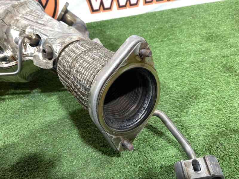 T2H46561 DPF Diesel Particulate Filter Catalytic Converter 2.0D 2021- Jaguar F-Pace X761 (2017-) Used cost 1 100 € in stock 3 pcs.
