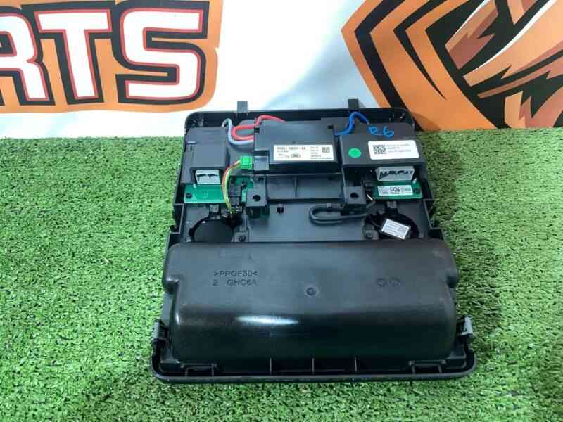 T2H46684PVJ Overhead console assembly Jaguar F-Pace X761 (2017-) USED cost 85 € in stock 1 pcs.