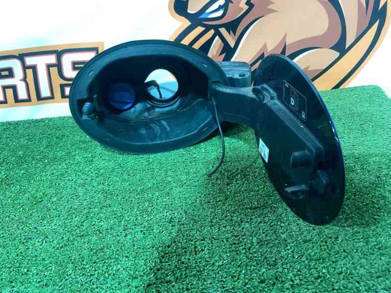 T4A15695KIT Used JAGUAR F-PACE tank hatch - Image 26