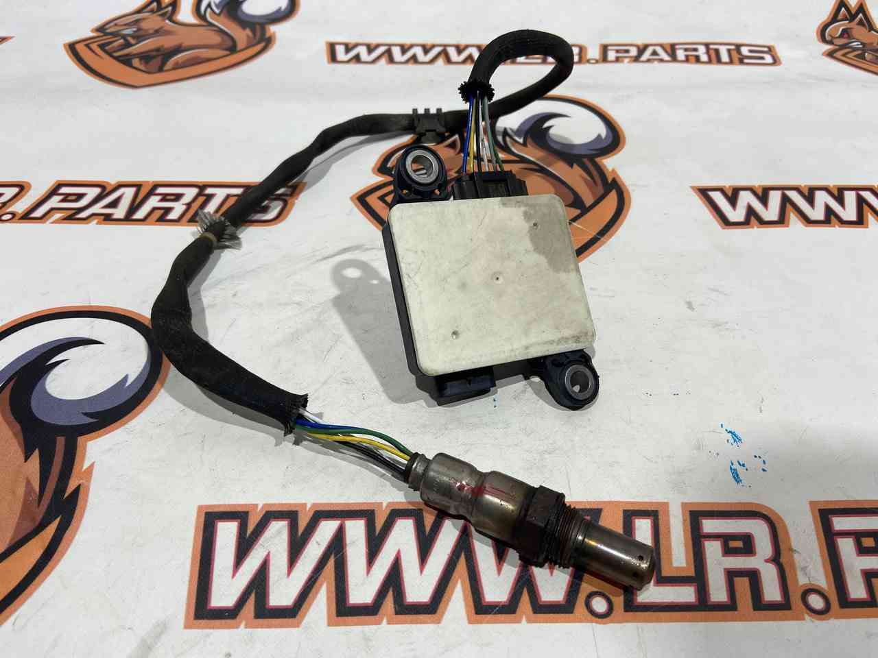 T4A17436 Nitrogen Oxide Sensor for Jaguar F-Pace X761 (2017-) Used cost 250 € in stock 1 pcs.