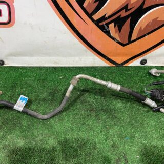 T4A30795 Air conditioning pipe Jaguar F-Pace X761 (2017-) used cost 60 € in stock 1 pcs.