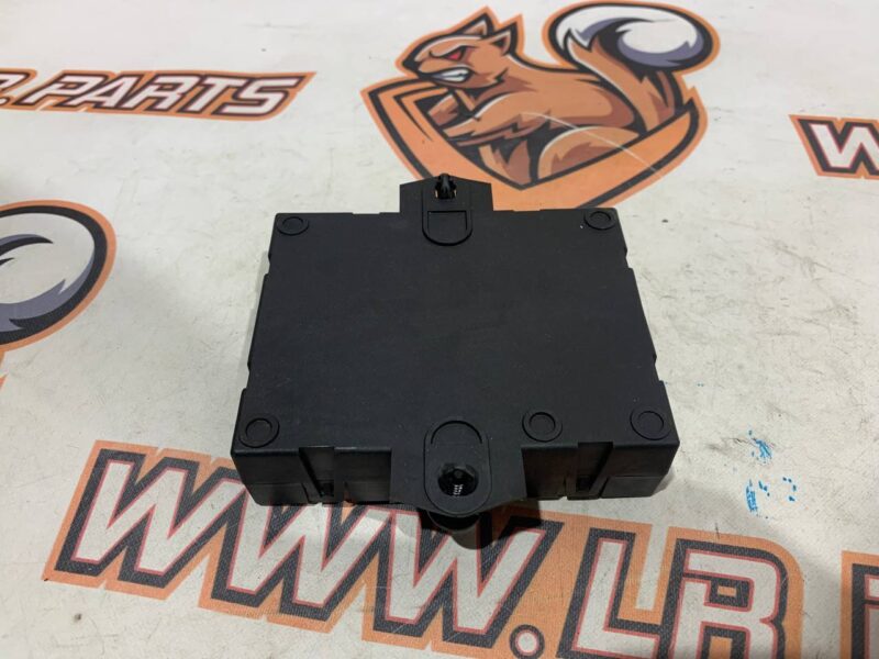 T4A35596 Rear Door Electric Drive Control Unit Jaguar F-Pace X761 (2017-) Used cost 85 € in stock 1 pcs.
