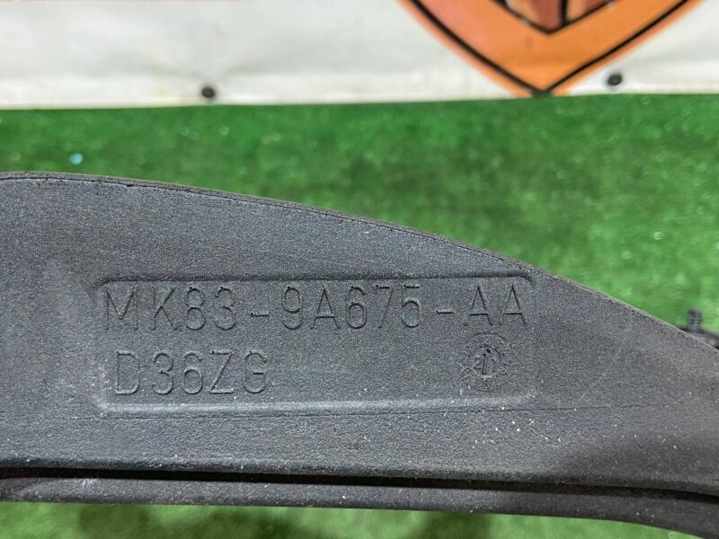 T4A37745 Engine compartment insulator Jaguar F-Pace X761 (2017-) used cost 50 € in stock 3 pcs.
