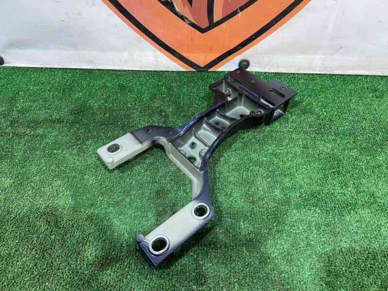 T4A41267 Front bumper amplifier bracket left Jaguar F-Pace X761 (2017-) Used - Image 13