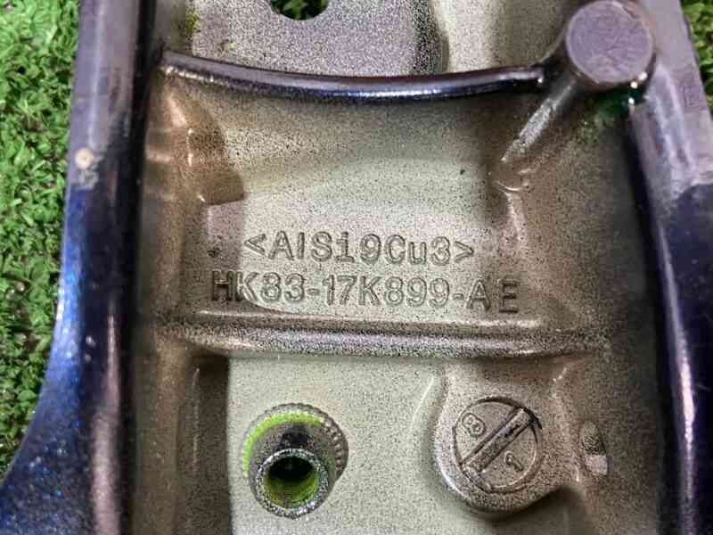 T4A41267 Front bumper amplifier bracket left Jaguar F-Pace X761 (2017-) Used - Image 14