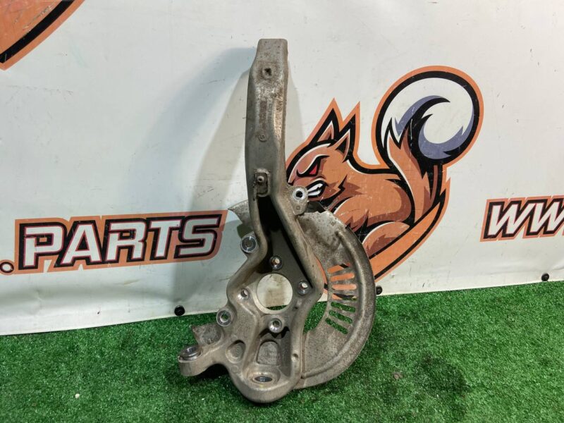 T4A44372 Steering knuckle (pin) front left Jaguar F-Pace X761 (2017-) used cost 320 € in stock 1 pcs.