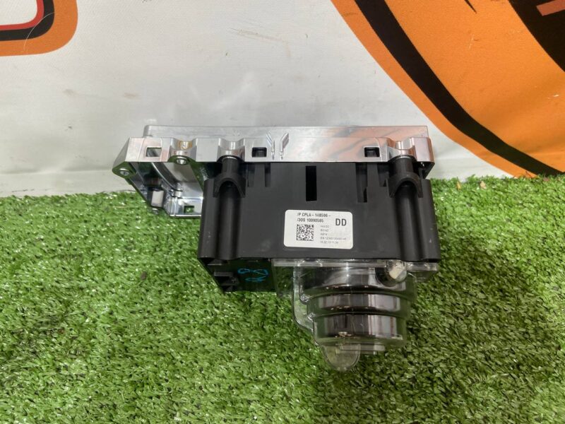 LR034848 Suspension control unit Range Rover L405 (2013-2021) Used cost 300 € in stock 1 pcs.