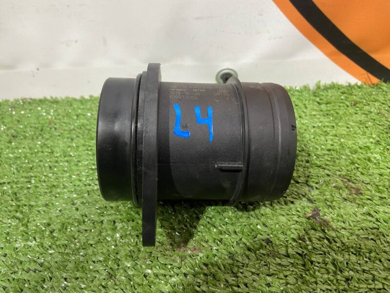 LR035726 4.2 Range Rover Sport L494 (2014-2022) Used air flow meter cost 50 € in stock 1 pcs.