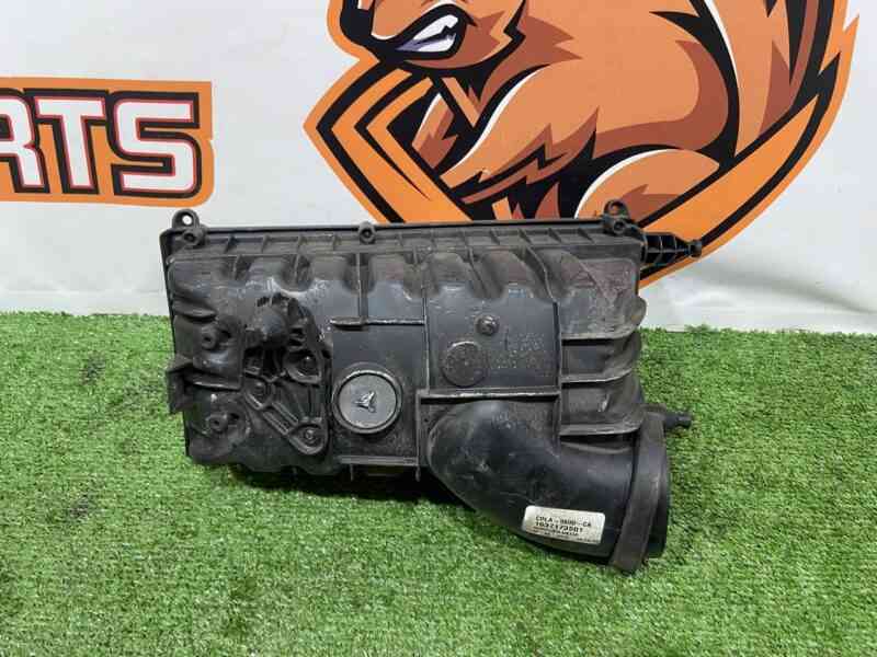 LR036425 Air filter housing right Range Rover L405 (2013-2021) Used cost 190 € in stock 1 pcs.