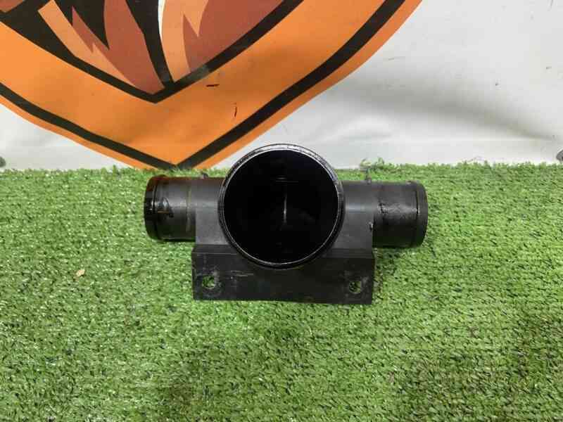 LR036476.1 Cooling pipe 3.0TD (tee) Range Rover Sport L494 (2014-2022) Used cost 30 € in stock 3 pcs.