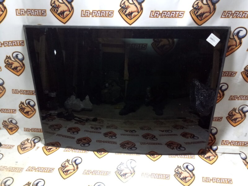 LR038285 Panorama rear roof glass Range Rover Sport L494 (2014-2022) Used cost 400 € in stock 2 pcs.