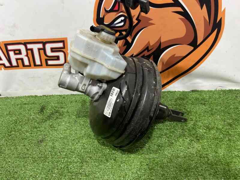 LR040113 Vacuum brake booster Range Rover Sport L494 (2014-2022) Used cost 120 € in stock 2 pcs.