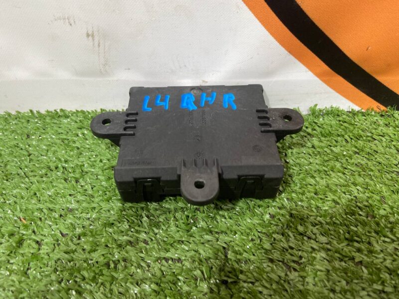 LR042074 Module for rear door Range Rover Sport L494 (2014-2022) USED cost 50 € in stock 2 pcs.
