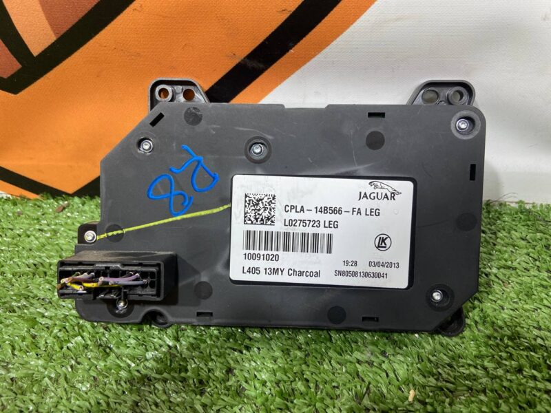 LR042444 Electric seat adjustment switch right side Range Rover L405 (2013-2021) Used cost 120 € in stock 1 pcs.