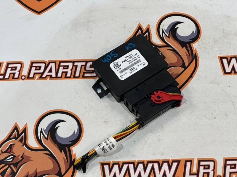 LR070636 Electronic handbrake control unit Range Rover Sport L494 (2014-2022) USED cost 90 € in stock 1 pcs.