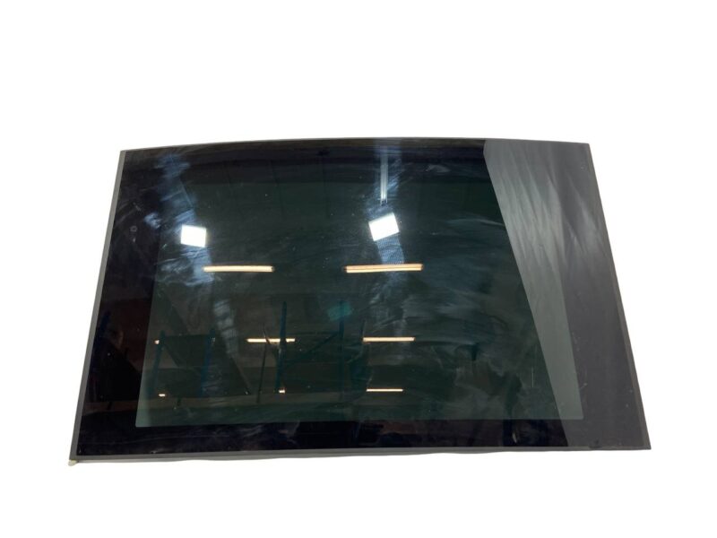 LR043926 Roof glass panorama middle Range Rover Sport L494 (2014-2022) Used cost 330 € in stock 6 pcs.