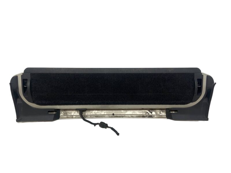 LR049220 Lower trunk lid Range Rover L405 (2013-2021) Used - Image 23
