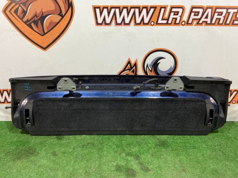 LR049220 Lower trunk lid Range Rover L405 (2013-2021) Used cost 350 € in stock 1 pcs.
