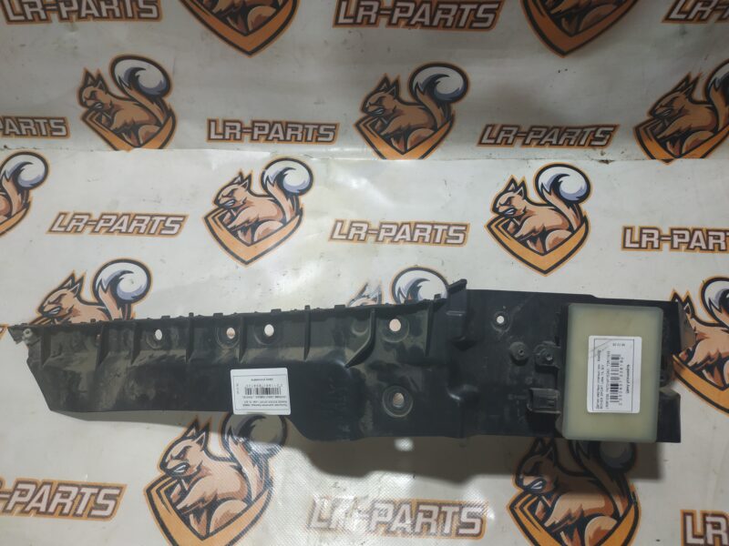 LR055887 Bumper Mounting bracket rear right RANGE ROVER SPORT L494 13- Used cost 40 € in stock 1 pcs.