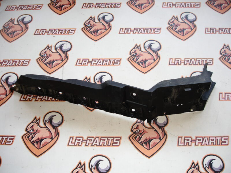 LR055887 Bumper Mounting bracket rear right RANGE ROVER SPORT L494 13- Used cost 40 € in stock 1 pcs.