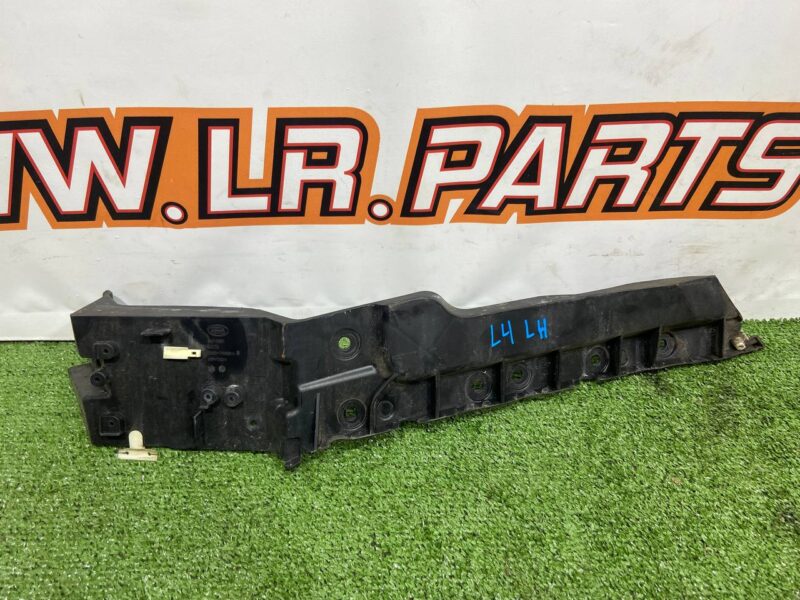 LR055888 Rear Left Bumper Mounting Bracket RANGE ROVER SPORT (L494) 2013- Used cost 50 € in stock 1 pcs.