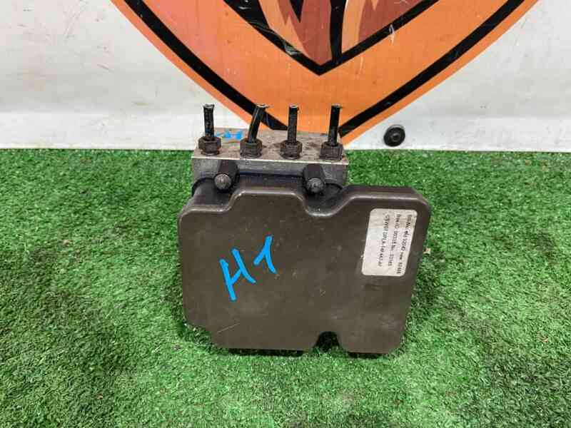 LR056059 ABS block RANGE ROVER L405 13- Used cost 400 € in stock 1 pcs.