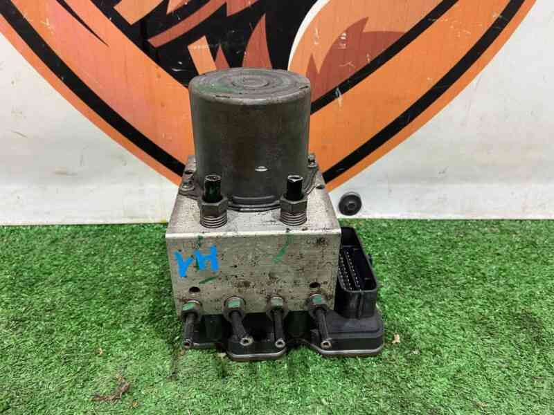 LR056059 ABS block RANGE ROVER L405 13- Used cost 400 € in stock 1 pcs.